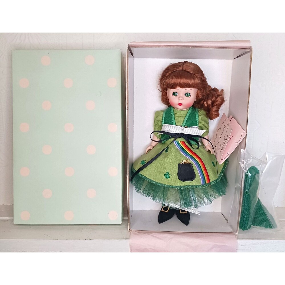 MADAME ALEXANDER Pot of Gold 8 in Collectible Irish Doll 39260 Original Box NRFB